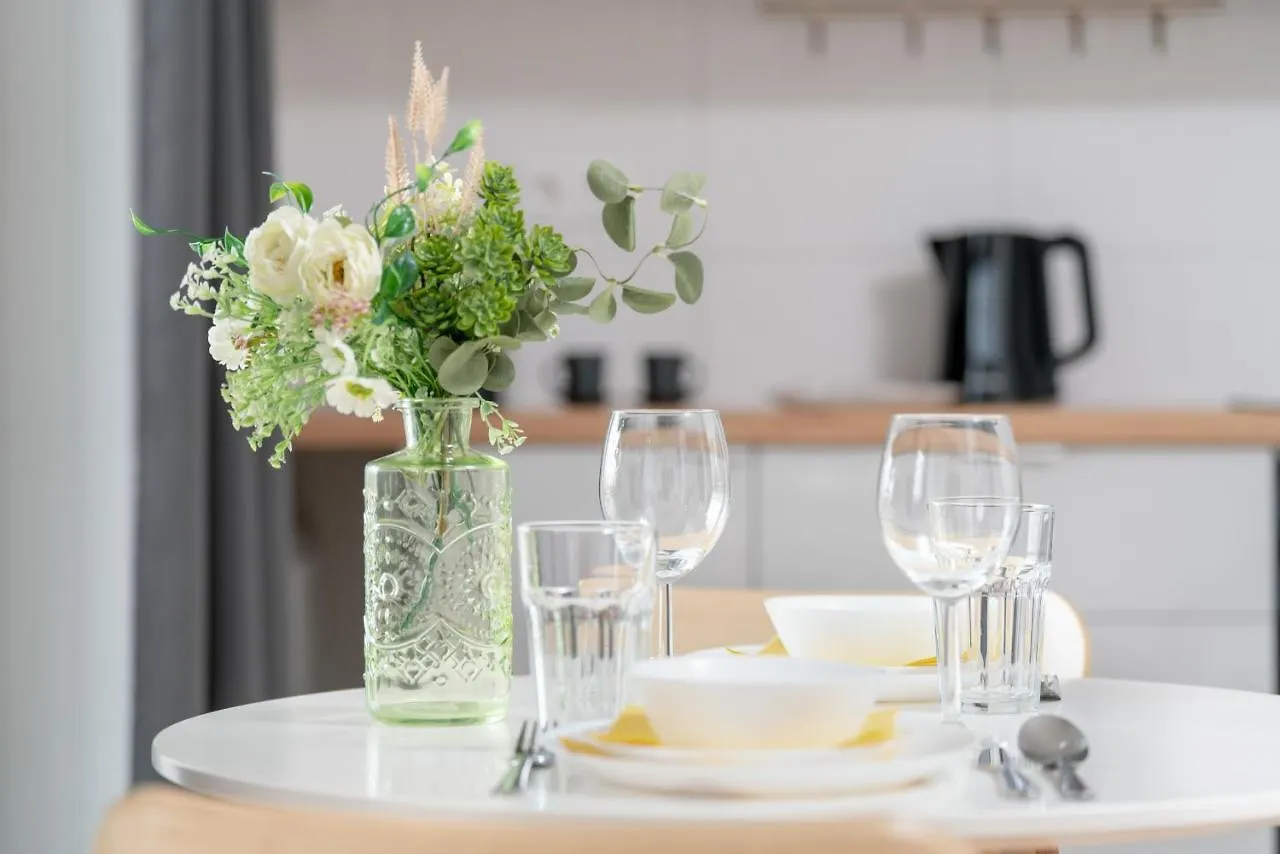 Baranczaka Cozy Studio With Parking In Poznan By Noclegi Renters Apartment